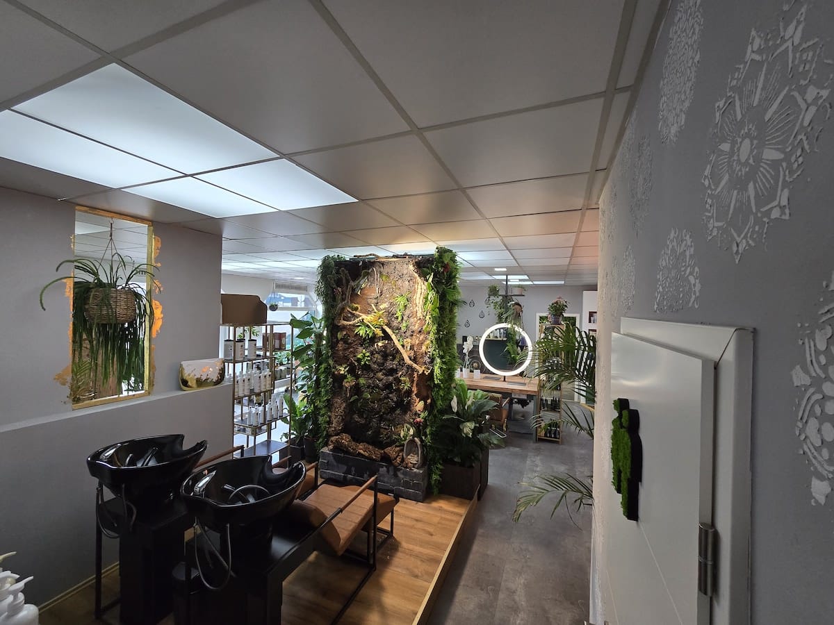 haaratelier-floravibes-bano