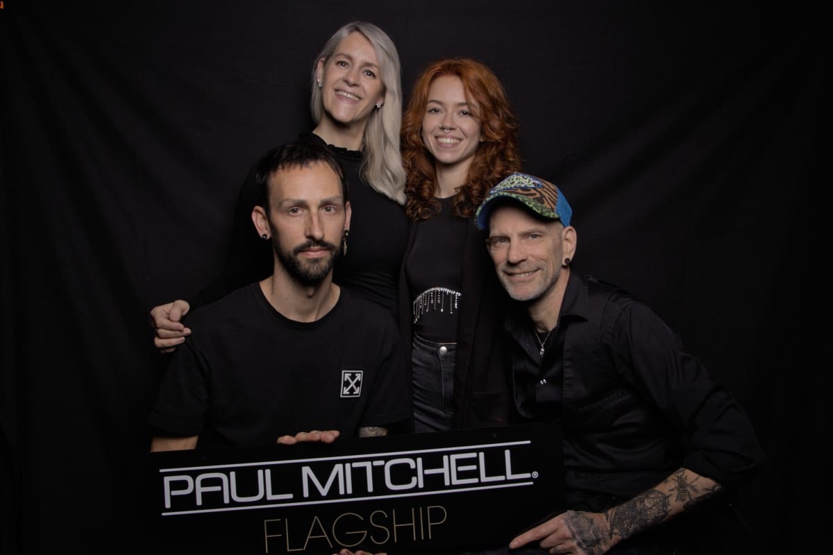 FloraVibes vertreibt Paul Mitchell